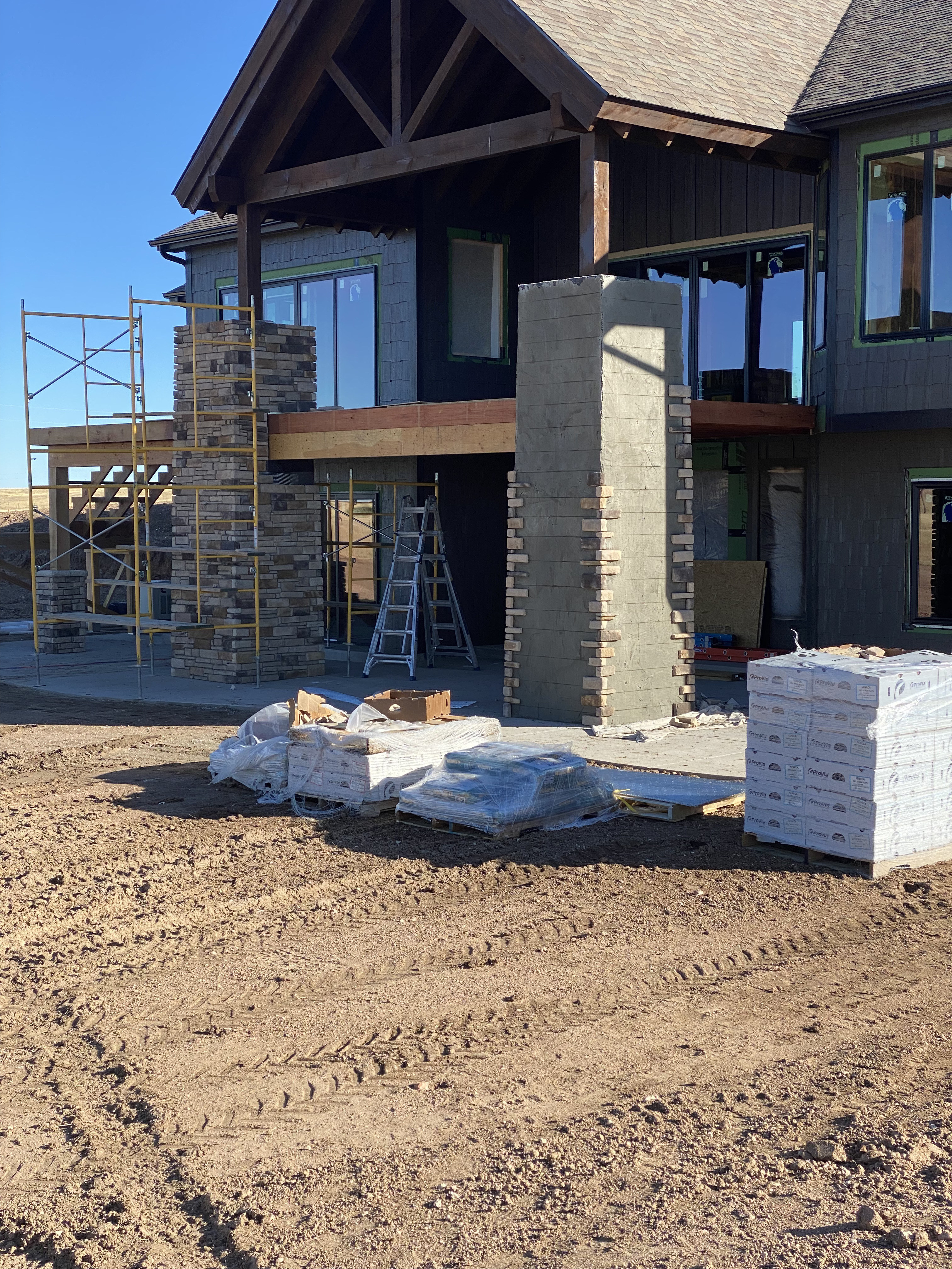 Custom brick wall built in Cheyenne Wyoming by F Masonry